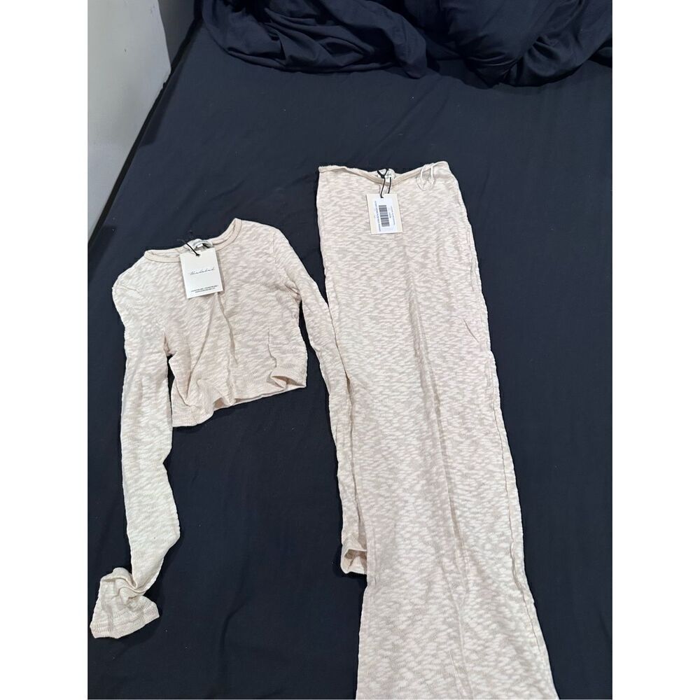 Mars the label women’s size XS set cream long sleeve cropped top and long skirt